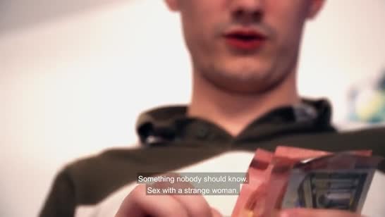 Lika Star не могла уснуть и трахнулась с соседом по хостелу