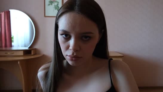 Нежно натеребил писечку девушки и потом жестко отодрал